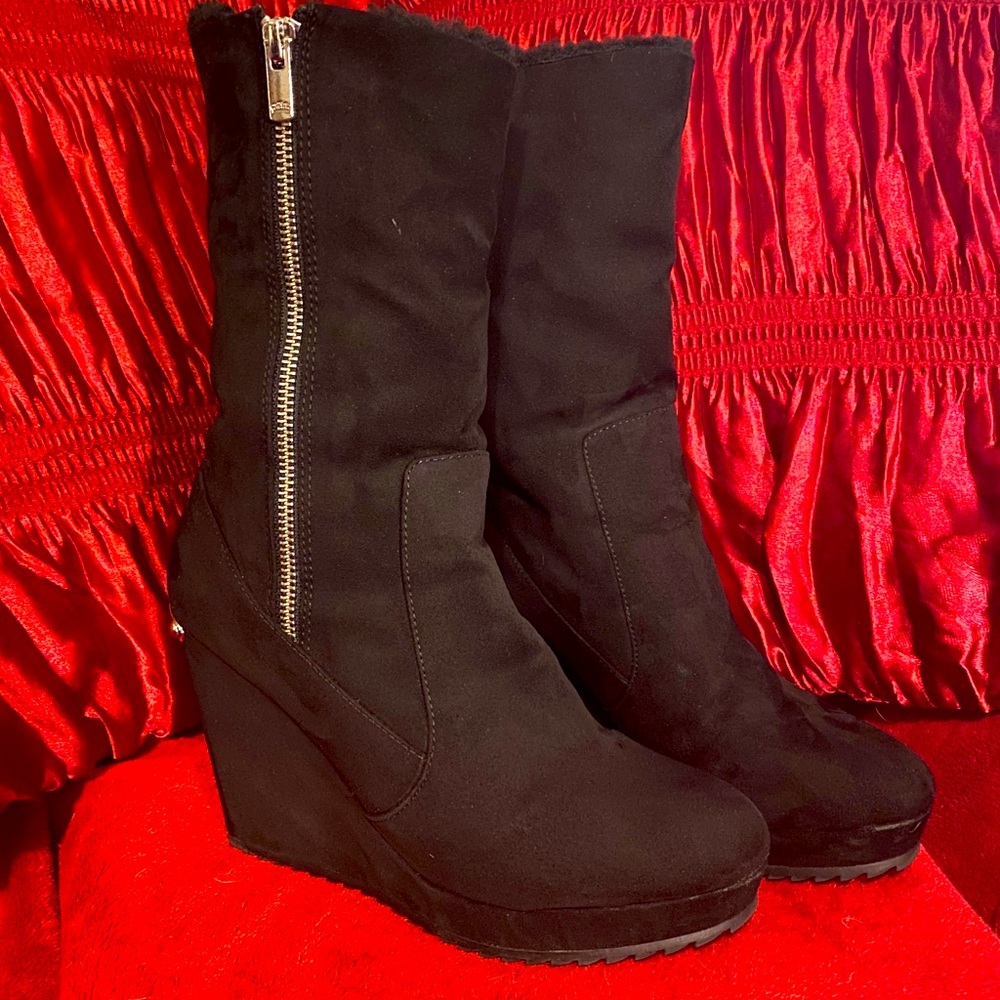 Juicy Couture Kasia Onyx wedge boots